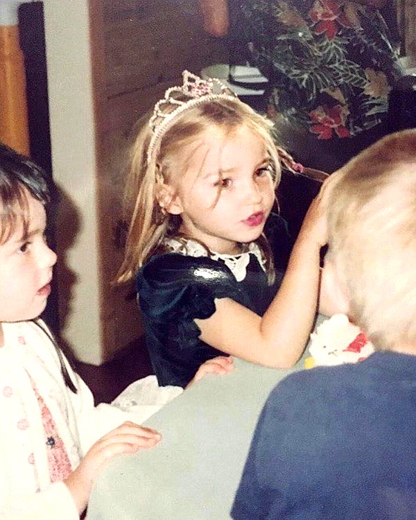 dovecameron instagram image archive image