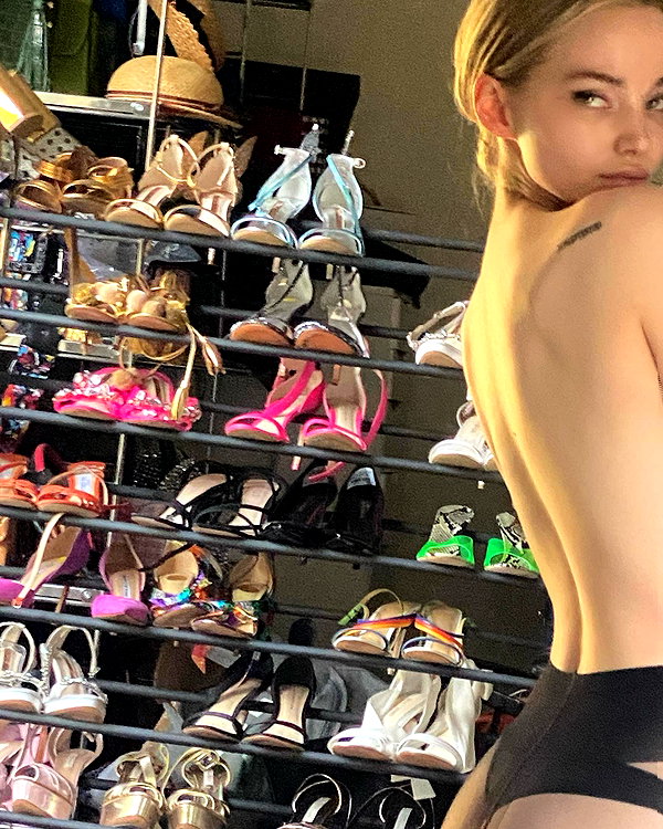 dovecameron instagram image archive image
