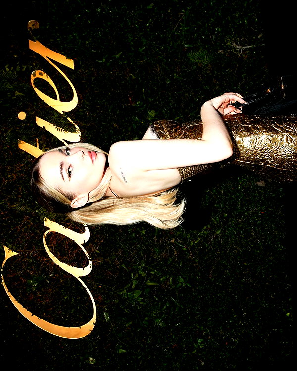 dovecameron instagram image archive image