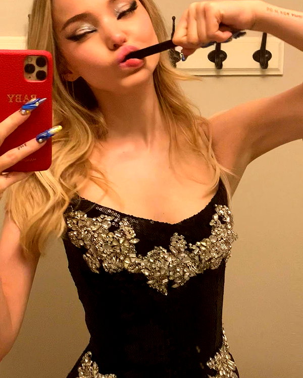 dovecameron instagram image archive image
