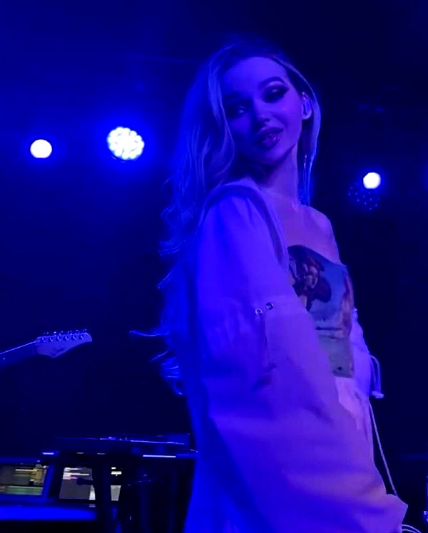 dovecameron instagram image archive image
