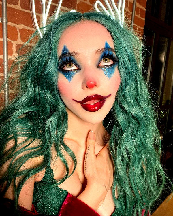 dovecameron instagram image archive image