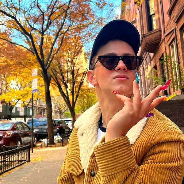 dovecameron instagram image archive image