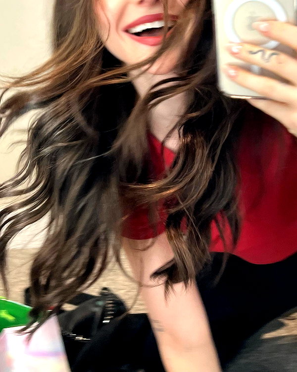 dovecameron instagram image archive image