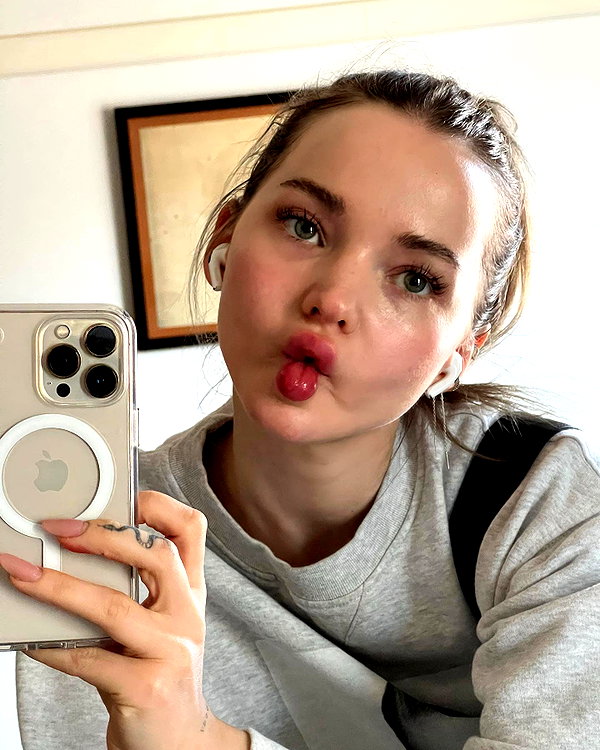 dovecameron instagram image archive image