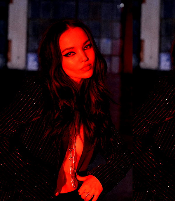 dovecameron instagram image archive image