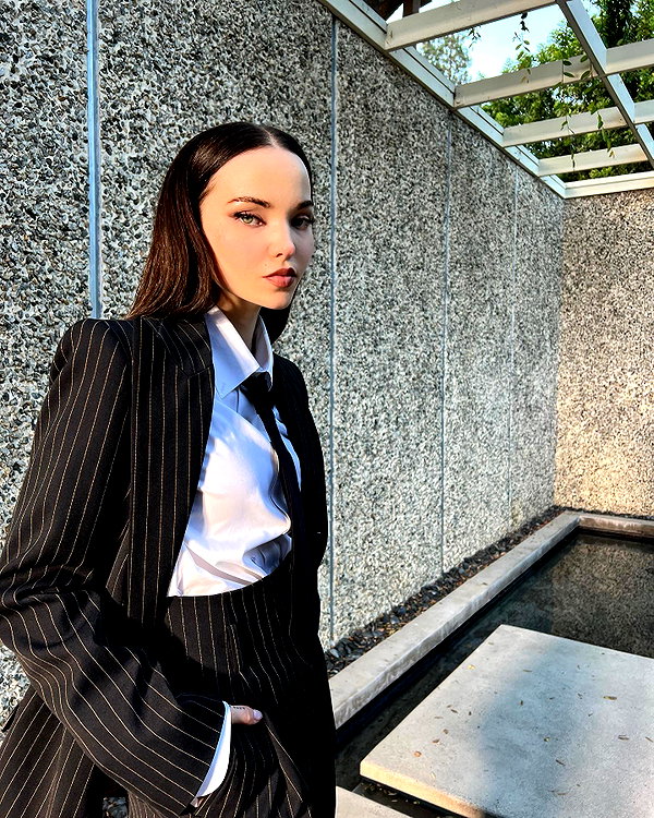 dovecameron instagram image archive image