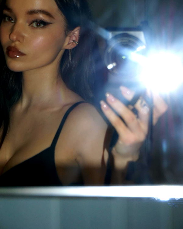 dovecameron instagram image archive image