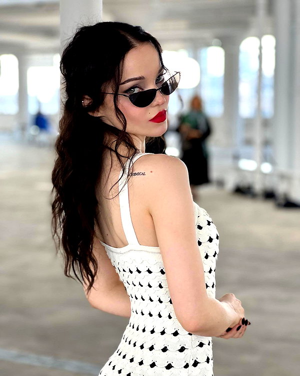 dovecameron instagram image archive image