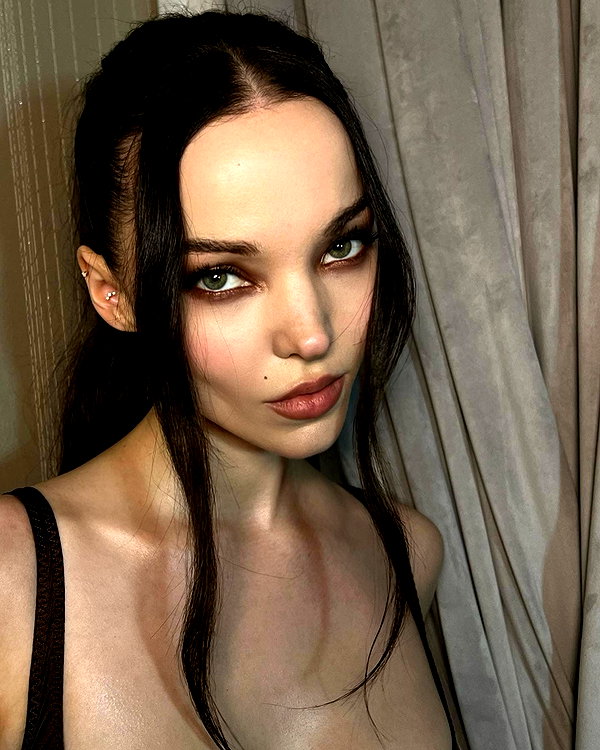 dovecameron instagram image archive image