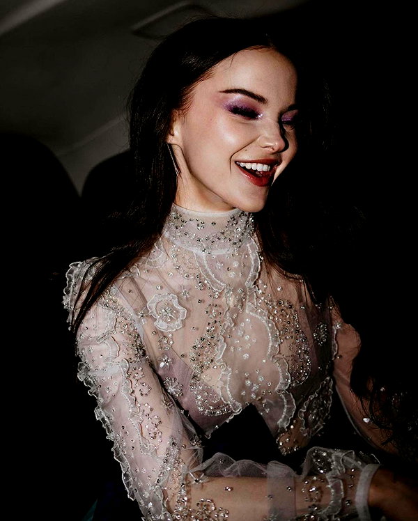 dovecameron instagram image archive image