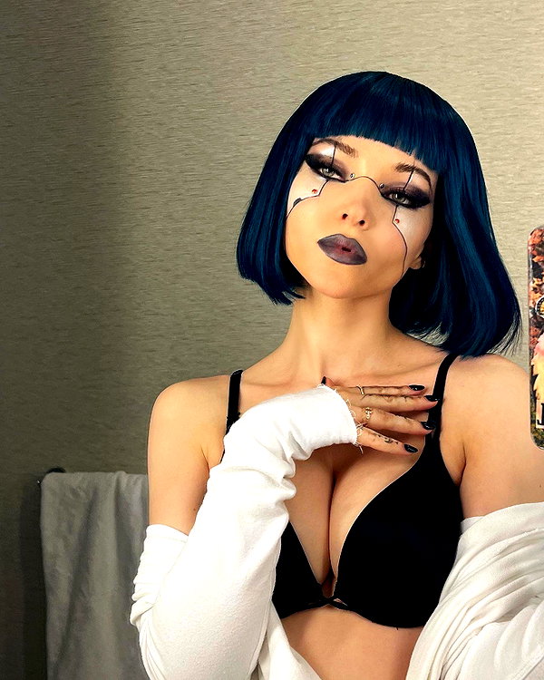 dovecameron instagram image archive image