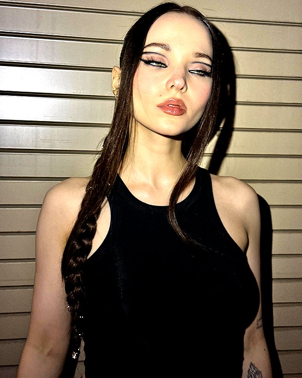 dovecameron instagram image archive image