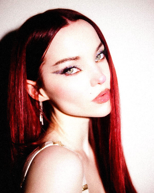dovecameron instagram image archive image