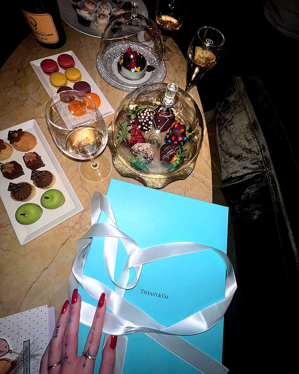 dovecameron instagram image archive image