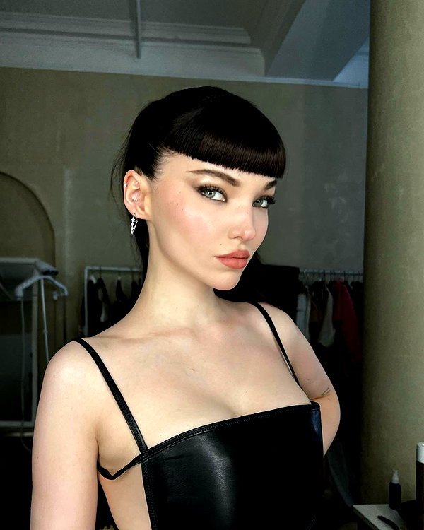 dovecameron instagram image archive image