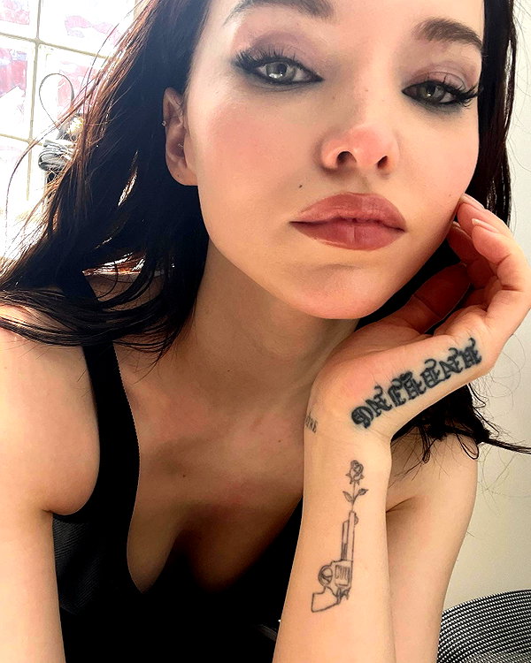 dovecameron instagram image archive image