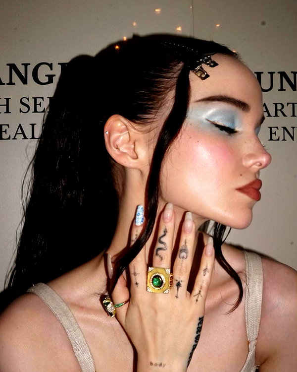 dovecameron instagram image archive image
