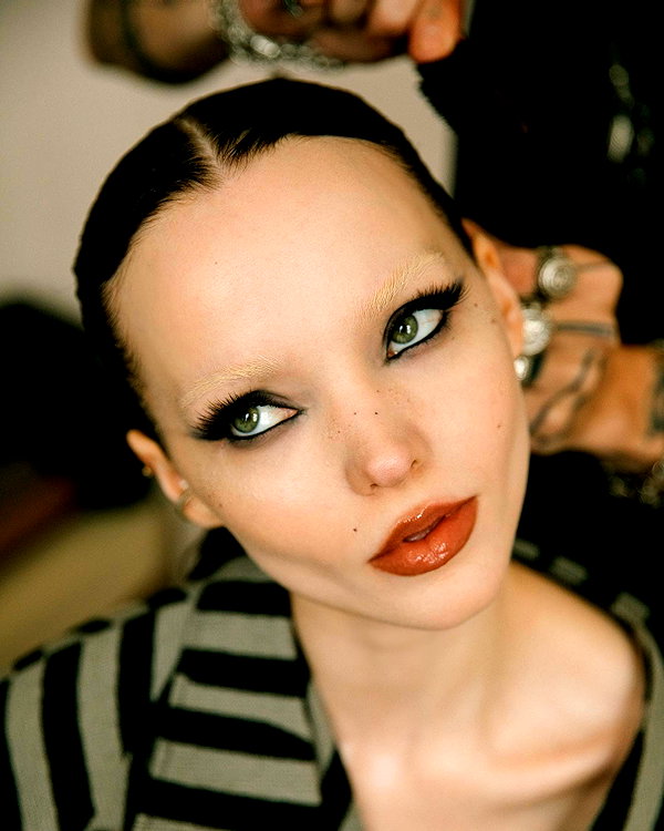 dovecameron instagram image archive image