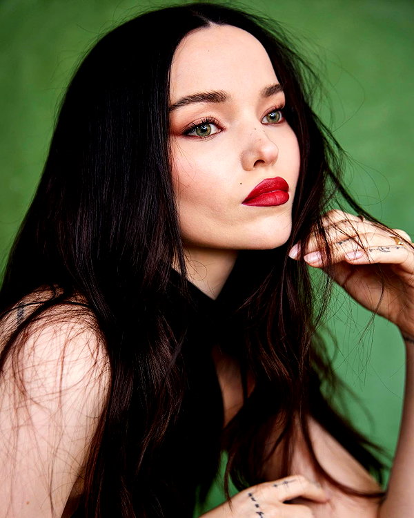 dovecameron instagram image archive image