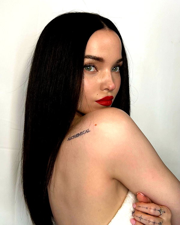 dovecameron instagram image archive image