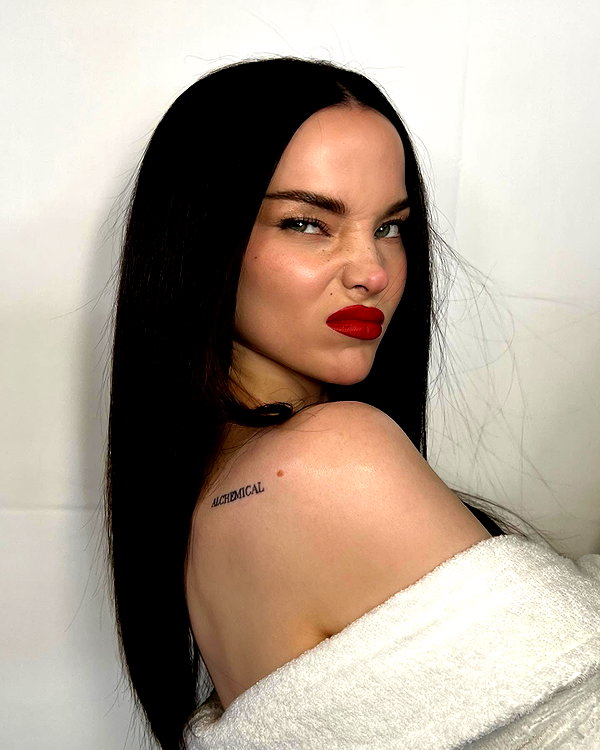 dovecameron instagram image archive image