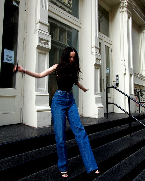 dovecameron instagram image archive image