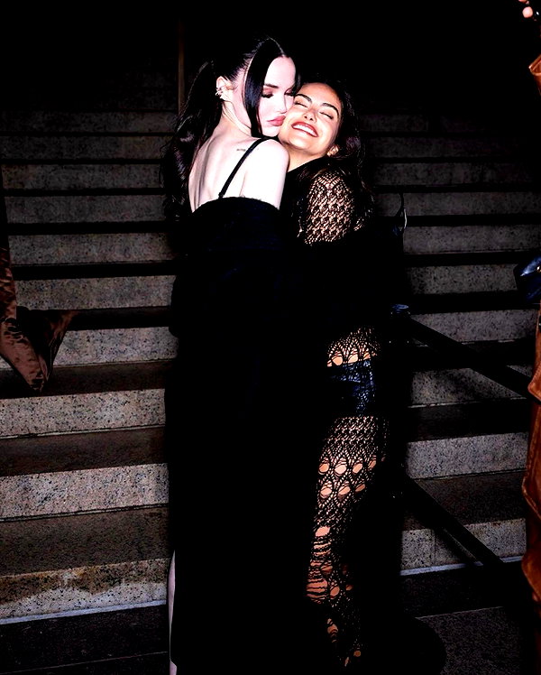 dovecameron instagram image archive image