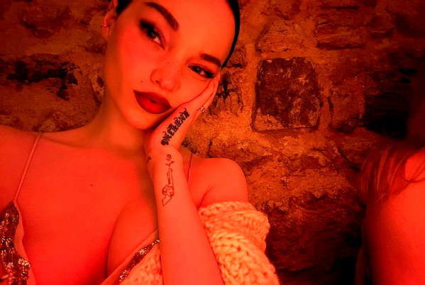 dovecameron instagram image archive image