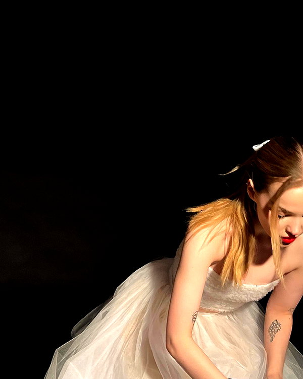 dovecameron instagram image archive image
