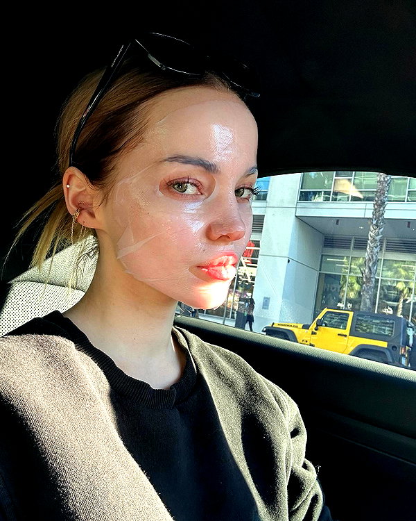 dovecameron instagram image archive image