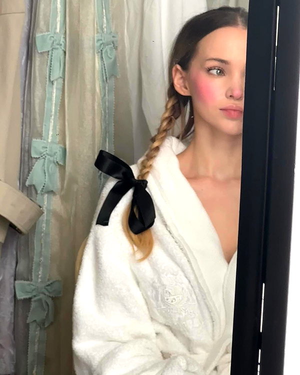 dovecameron instagram image archive image