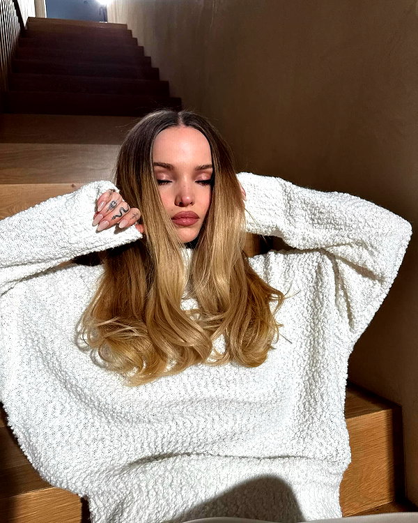 dovecameron instagram image archive image