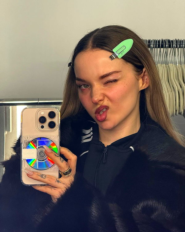 dovecameron instagram image archive image