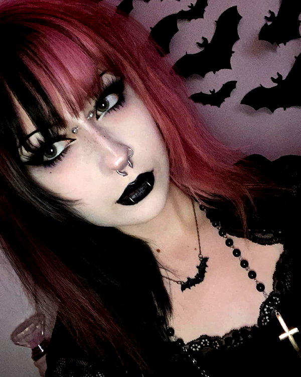 draculula instagram image archive image