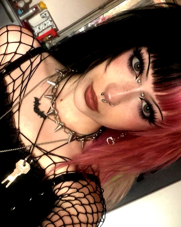 draculula instagram image archive image