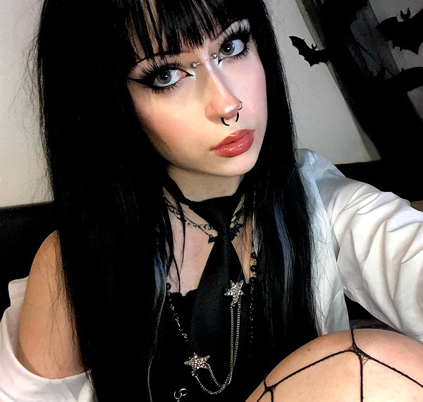 draculula instagram image archive image