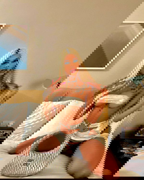 dreambabydrea dreambabydrea archive image