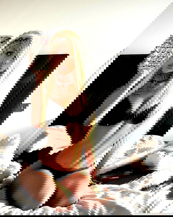 dreambabydrea dreambabydrea archive image