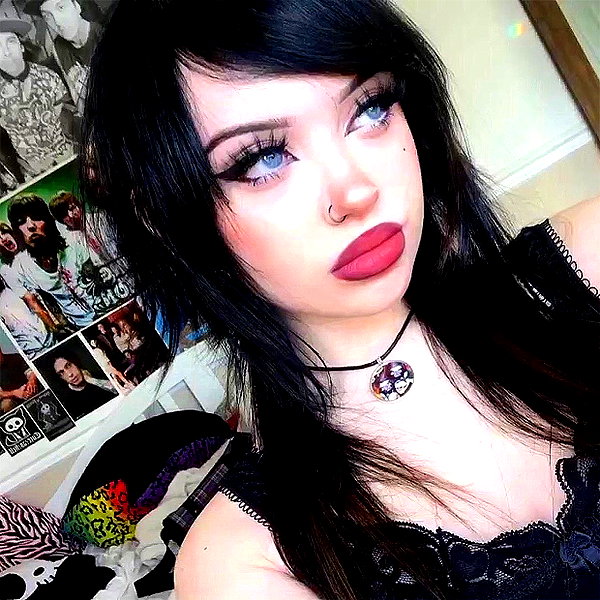 e1or4 instagram image archive image