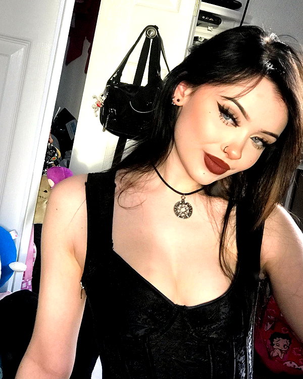 e1or4 instagram image archive image