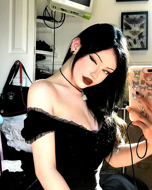 e1or4 instagram image archive image