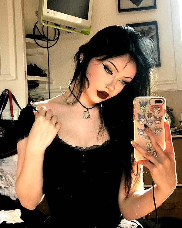 e1or4 instagram image archive image