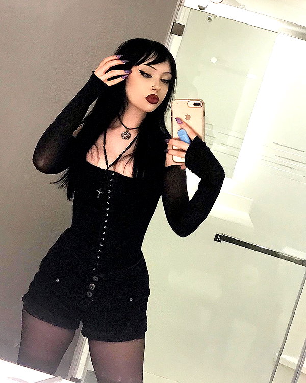e1or4 instagram image archive image