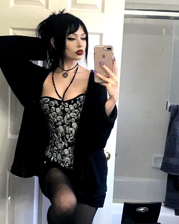 e1or4 instagram image archive image
