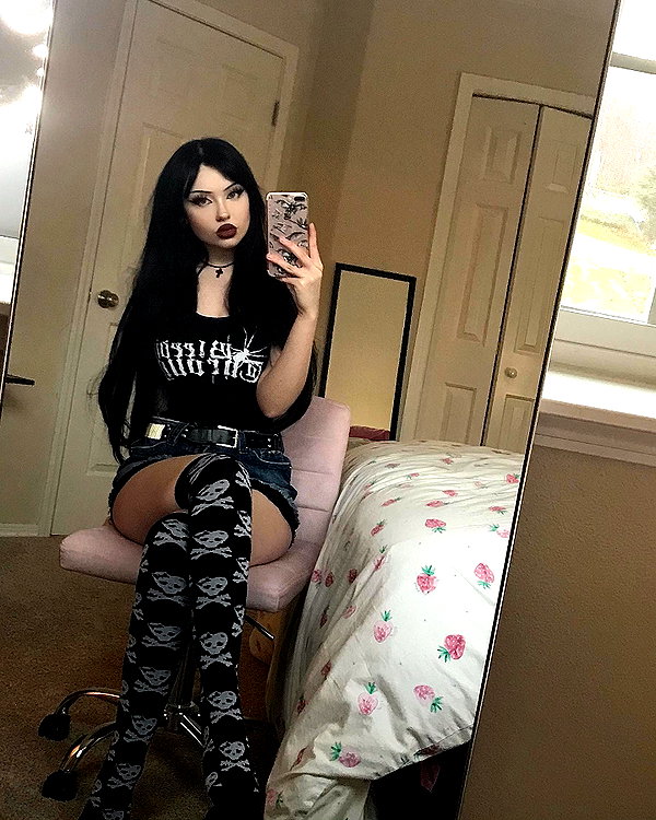 e1or4 instagram image archive image