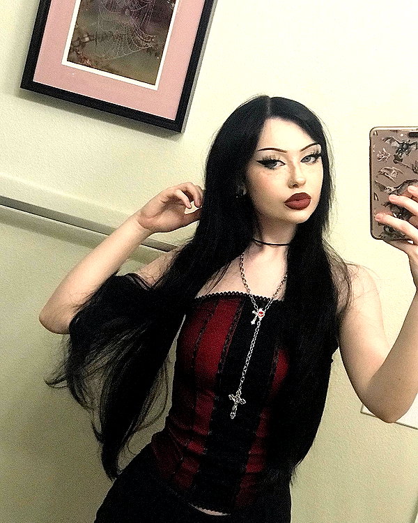 e1or4 instagram image archive image