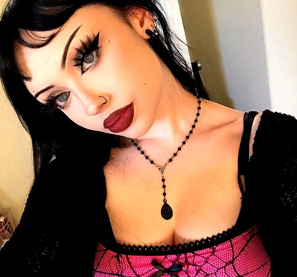 e1or4 instagram image archive image