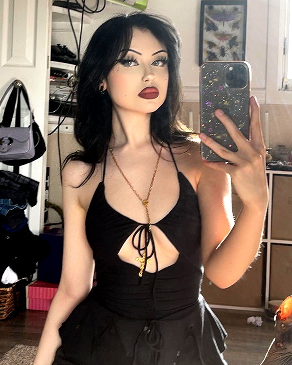 e1or4 instagram image archive image