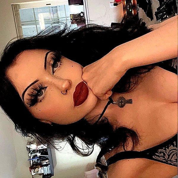 e1or4 instagram image archive image